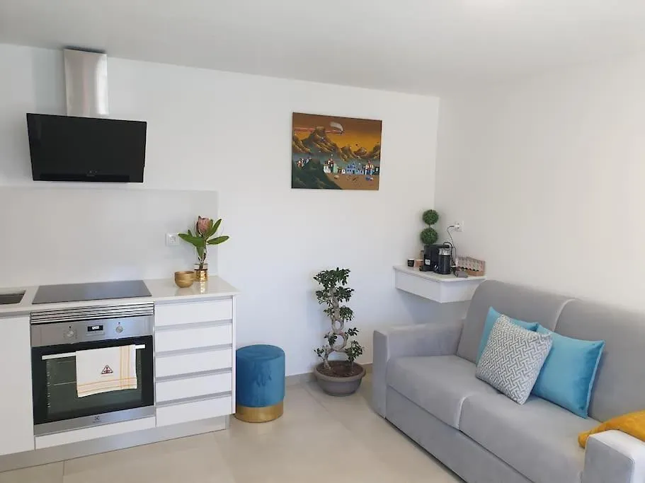 Sunset Avenue For Couple W/ Jacuzzi Spa Hot Water Paul do Mar  Holiday home